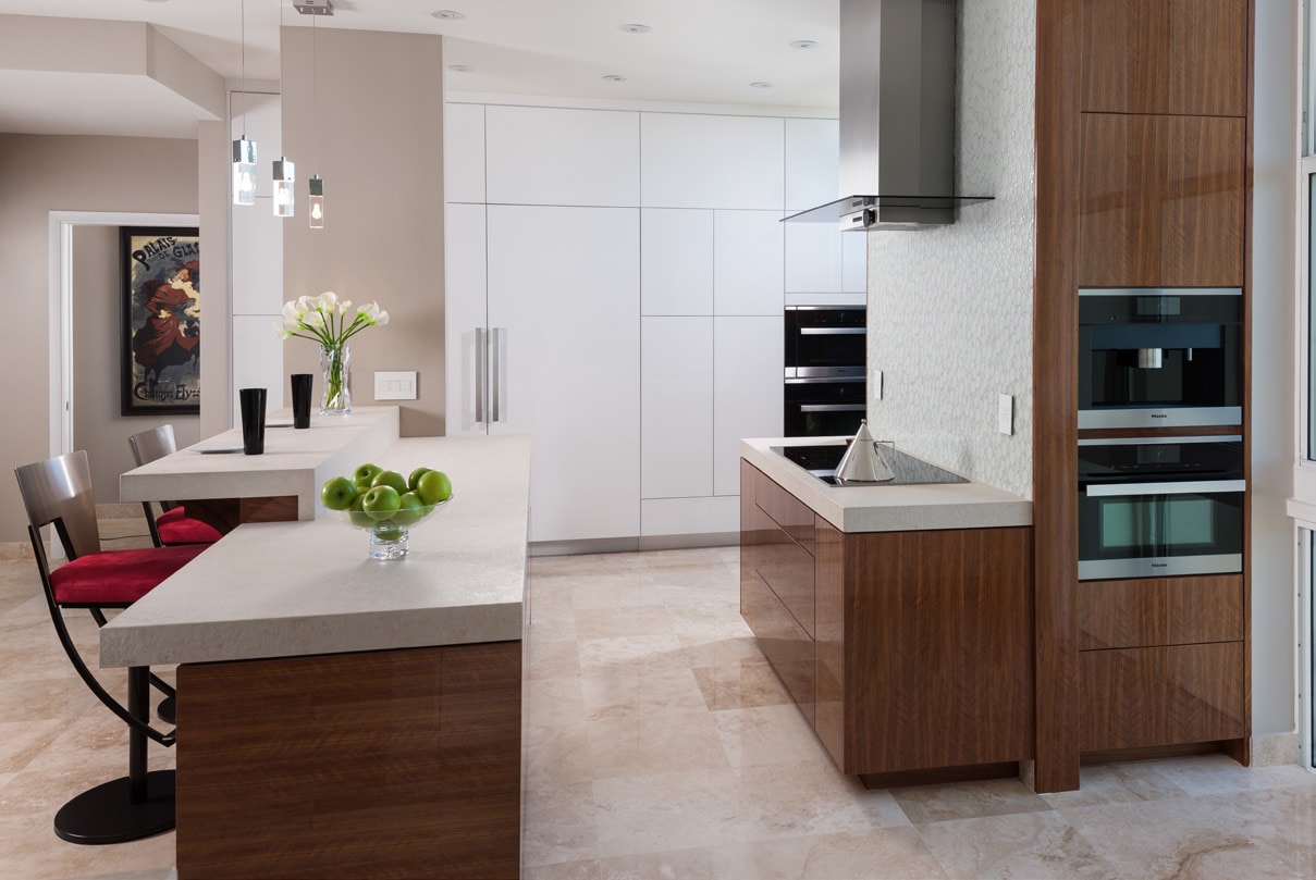 Craft-Maid Cabinets with vinyl finish in a modern kitchen