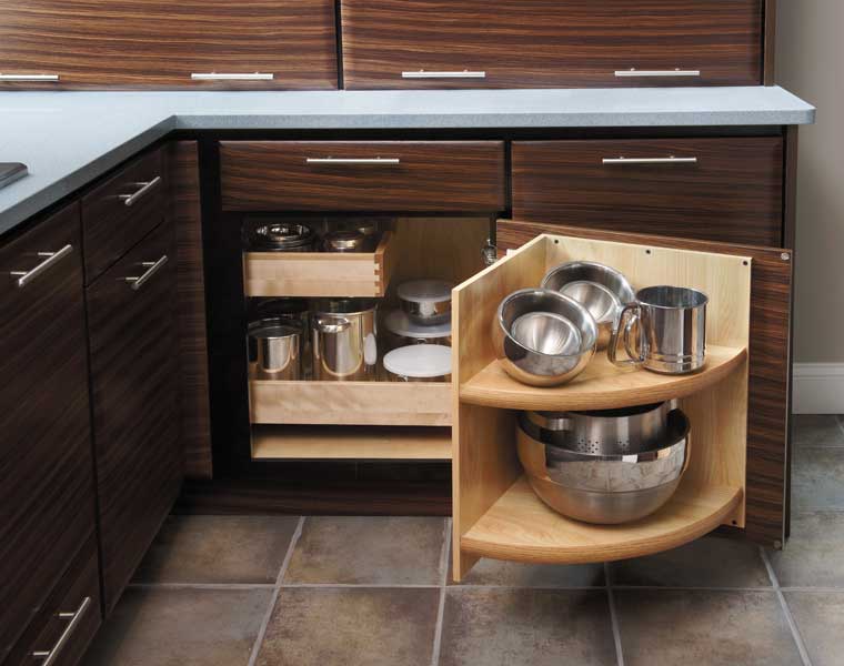 Blind Corner with Door Shelf and Roll Out Trays